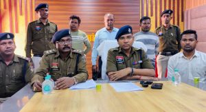 अंधे कत्ल का खुलासा करते हुए राजनांदगांव पुलिस और आरोपी