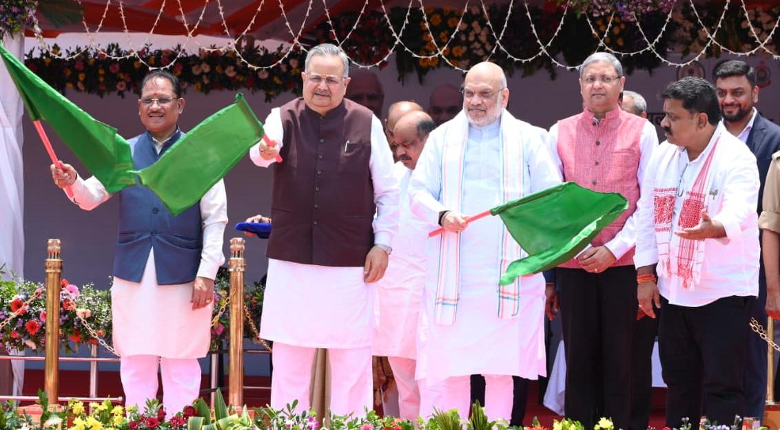 Amit Shah Flags Off CG Dial 112 Vehicles Raipur
